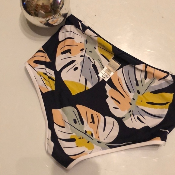 Lspace Bikini Bottoms NWOT. Have both tops available - Picture 3 of 12